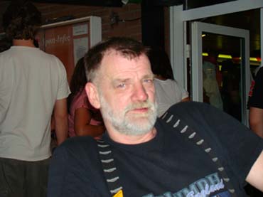 174 (60)